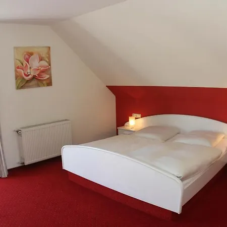 Fruehstueckshotel Landgasthof Kramer Szálloda 3*