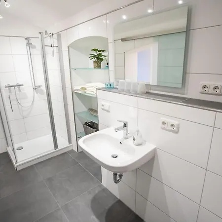Fruehstueckshotel Landgasthof Kramer Szálloda 3*